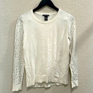 Chelsea and Theodore size m crew